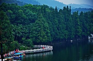 圭峰山，中国广东江门市的国家森林公园
