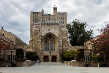 耶鲁大学，美国康涅狄格州纽黑文市的私立研究型大学