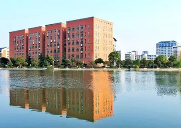 湖南中医药大学，湖南省长沙市重点建设本科院校