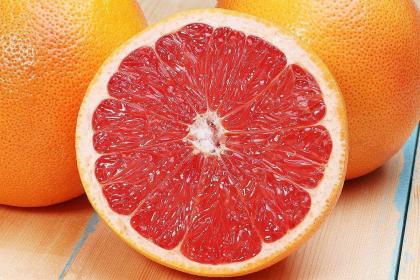 西柚的功效与作用：美味水果的多重益处
