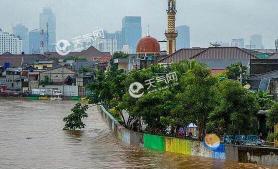 印尼首都出现水灾：雅加达及周边地区遭遇连续强降雨引发严重后果